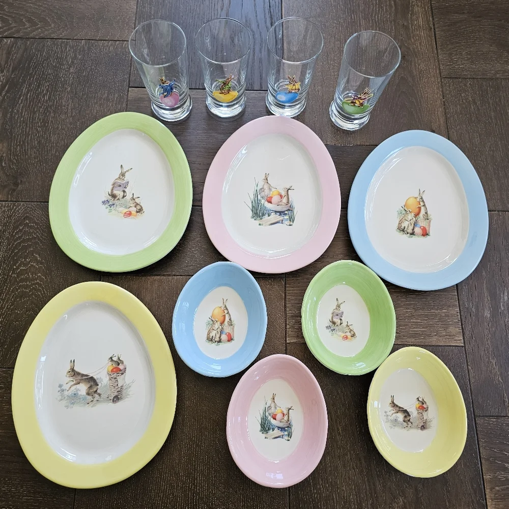 Williams Sonoma Easter Bunny Egg Shaped Plates Ramekins bowls set of 8